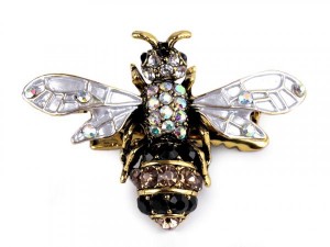 Brooche with cut stones Bee