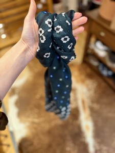 Stetson wool summer scarf board game