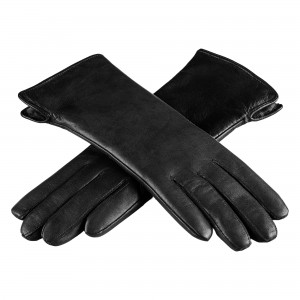 Winter gloves with rabbit lining